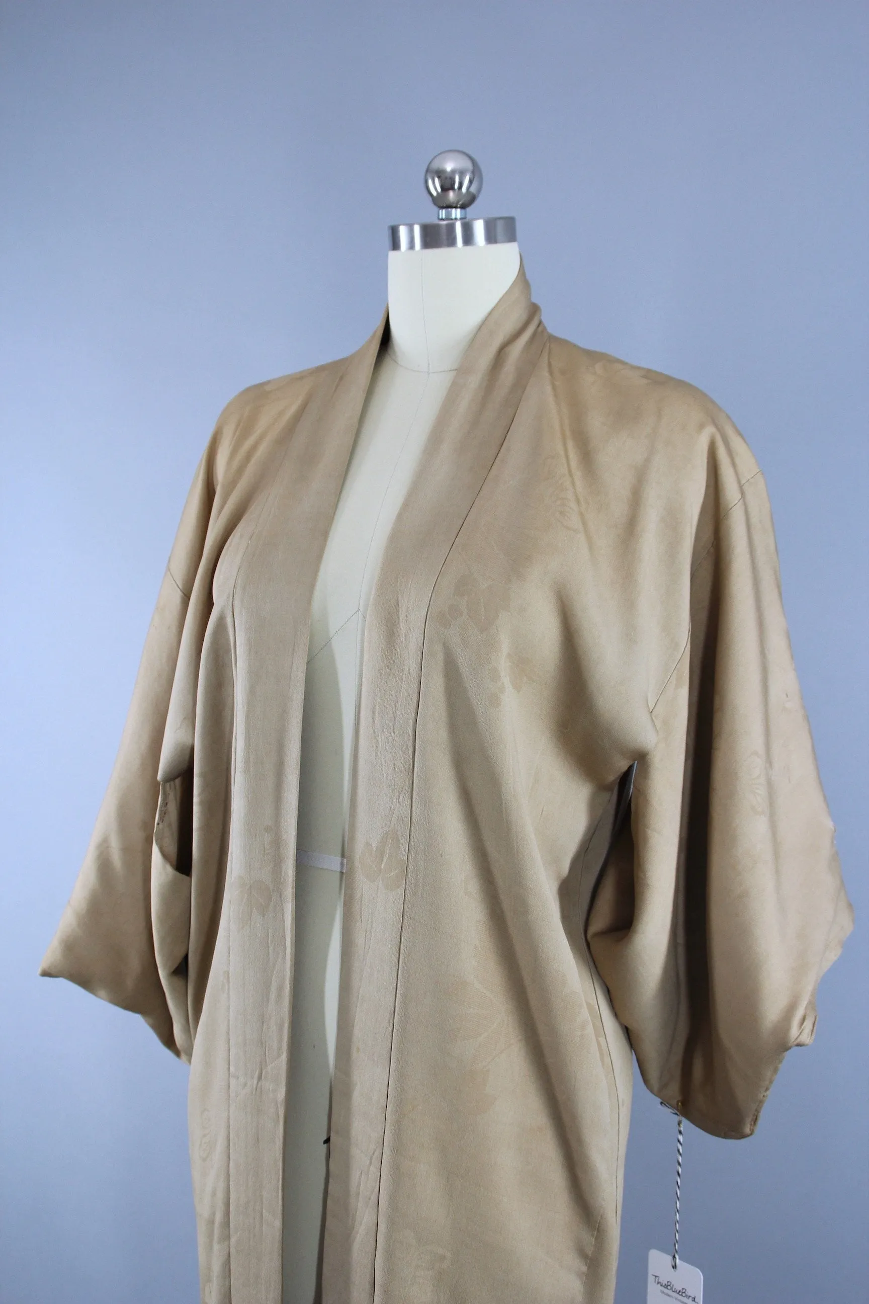 1950s Vintage Silk Haori Kimono Jacket Cardigan / Tan Silk