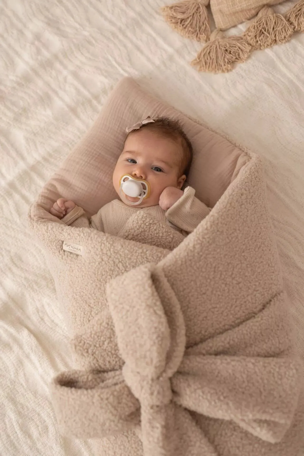 Bouclé Newborn Baby Swaddle Blanket (4 colours)