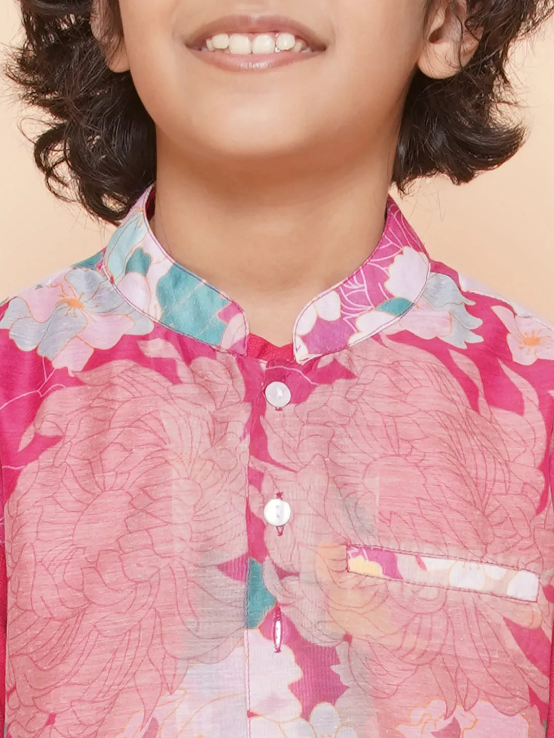 Boys Pink Kurta & Pyjamas with Printed Jacket