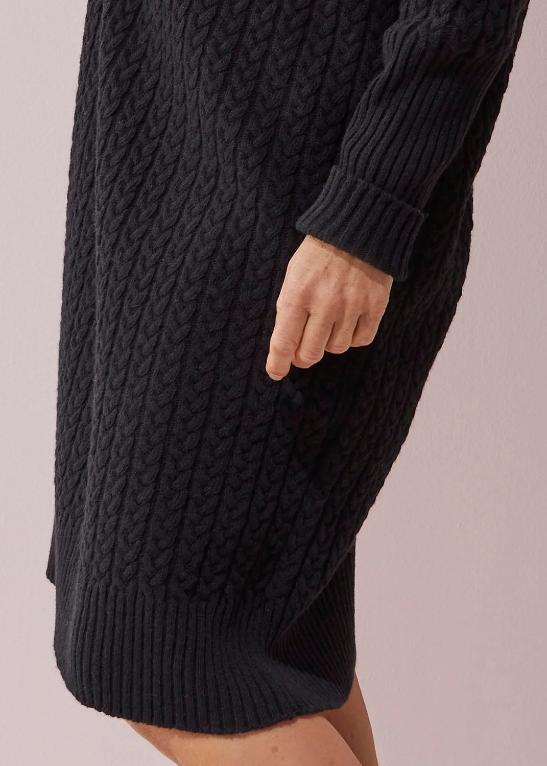 Chunky Turtle Dress Cable Knit Black