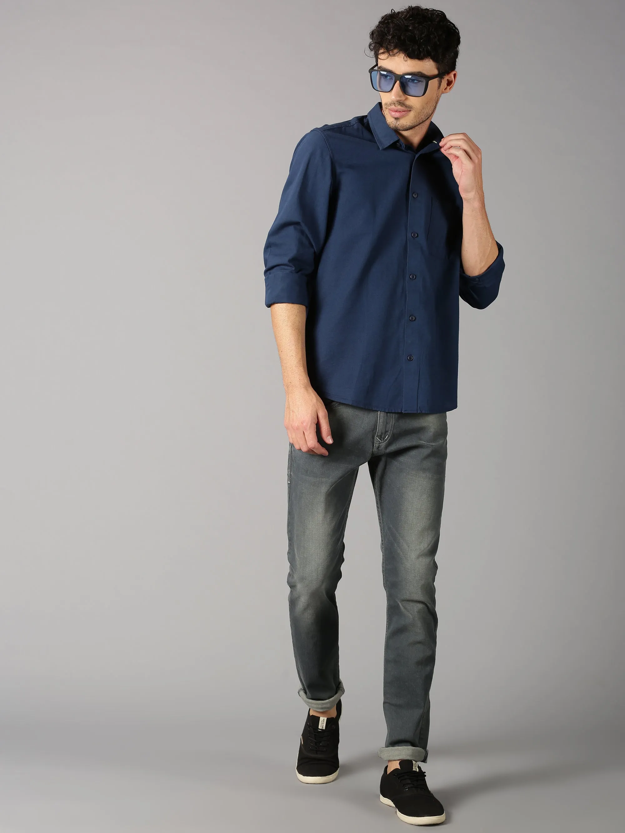 MEN'S NAVY SOLID SLIM FIT SHIRT