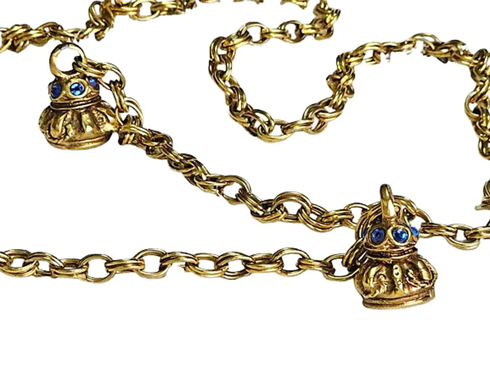 VINTAGE GOLD TONE METAL CHAIN BELT OR NECKLACE WITH ROYAL BLUE CABOCHONSAND SPARKLING RHINESTONES