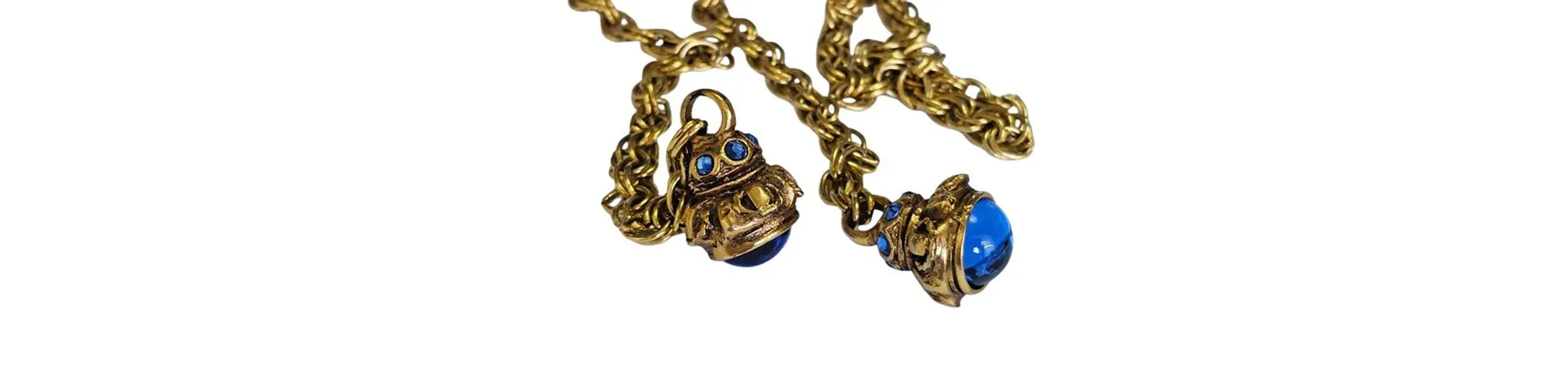 VINTAGE GOLD TONE METAL CHAIN BELT OR NECKLACE WITH ROYAL BLUE CABOCHONSAND SPARKLING RHINESTONES